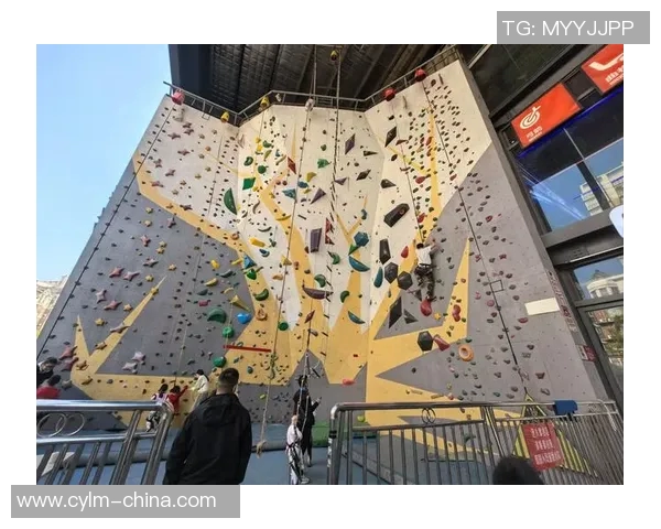 攀岩新手必看:从零开始的耐力训练全攻略与技巧分享 攀岩新手必看:从零开始的耐力训练全攻略与技巧分享