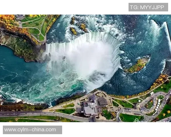 多伦多与墨美洲的文化碰撞与经济对比分析 多伦多与墨美洲的文化碰撞与经济对比分析