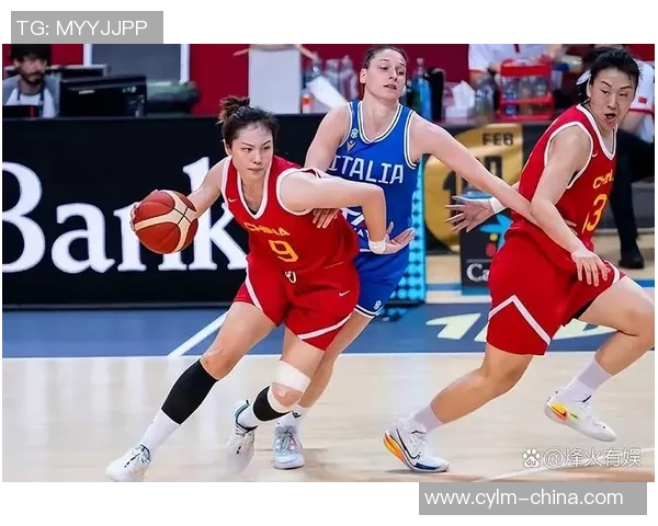 沈阳女篮与河南女篮激战正酣谁能在赛场上笑到最后