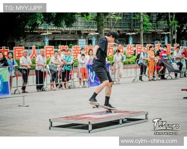 重庆滑板队与上海滑板队赛后复盘分析比赛节奏与战术对比