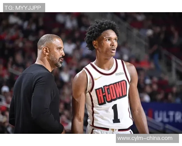 雄鹿队与火箭的激烈对决展现篮球魅力与团队精神的巅峰较量 雄鹿队与火箭的激烈对决展现篮球魅力与团队精神的巅峰较量