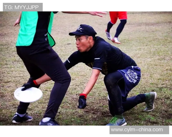 重庆飞盘队在世界滑板锦标赛中的比赛经验与表现分析 重庆飞盘队在世界滑板锦标赛中的比赛经验与表现分析