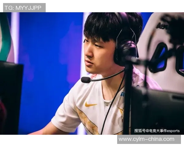 亨克与贝西克塔展开激烈对决谁能在这场比赛中笑到最后